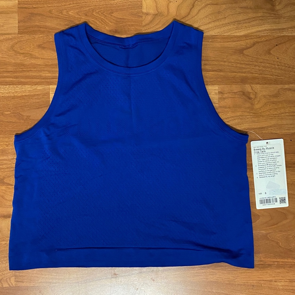 ❤️ Lululemon Breeze By Muscle Crop Tank Size 6 Dark Blue NWT